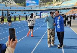 김부겸, 민심 파고들기 본격화…국힘, 공천 내홍에 각자도생(종합)