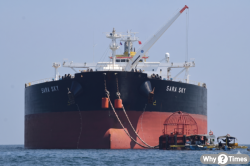 미 재무부, 러시아산 원유 판매 허용 한 달 연장… 에너지 시장 안정 목적