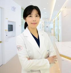 치아미백, 밝기보다 원인과 안전 먼저 살펴야