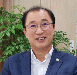 6,3 지방선거  '가.나.다"  3개 선거구 " 각 1명씩 [,윤기암 , 조배식. 민병춘 ] 무소속  3인방  " 3인3색 "  포복전술  ?