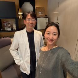 전혜빈, SNS서 메타셀 피부관리 근황 공개