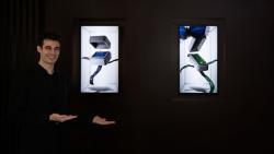 삼성전자, 무안경 3D 디스플레이 ‘스페이셜 사이니지’ 32형 출시