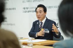 박수현 지지율, 민주당 앞질렀다.. 충남지사 판세 박수현 대세론 신호탄