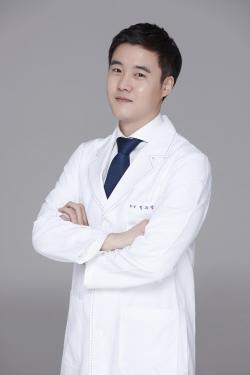 등·가슴 여드름, 자국 관리 병행해야