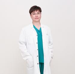 “찬물만 닿아도 찌릿”…신경치료 시기 놓치면 치아 보존 어려울 수 있어