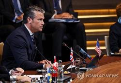 트럼프발 나토 개편 시동…유럽 주둔 미군 전면 재검토