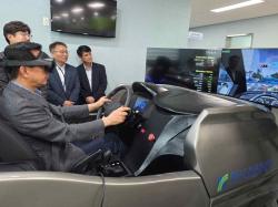 김희중 도로교통공단 이사장, VR 운전능력 진단시스템 현장 점검