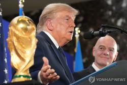 트럼프, FIFA 무대서도 부정선거론 반복…축구 외압 의혹엔 해명