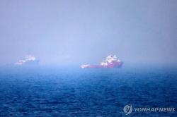 트럼프 "공격받는 모든 선박, 이란 동결자금으로 보상"
