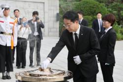 조정식 국회의장, 제22대 후반기 국회 출범 맞아 현충원 참배