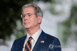 베선트 미 재무, "아베노믹스 끝났다"…日 금리 인상 촉구