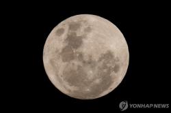 스페이스X 로켓 잔해 달 표면 충돌… 우주 쓰레기 누적 경고등