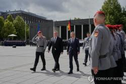 독일군 수장, 러시아의 매일 계속되는 나토 방공망 도발에 최전선 경계령 발령