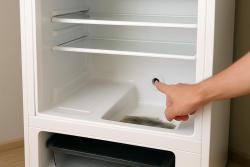 “닦아도 쉰내가 남는다면”…냉장고 배수 경로를 볼 이유