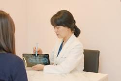 우리 아이 치아교정 시기, 치열과 턱 성장 함께 살펴야