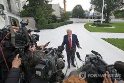 트럼프, 이란 평화안 전격 거부… "호르무즈 주도권 확보"