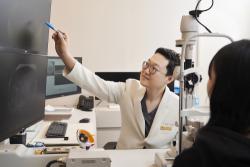 백내장 수술 시기, 시력·생활 불편 함께 살펴야