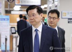 '1심 무죄' 前경호처장 2심 징역 1년…尹비화폰 증거인멸 유죄(종합)