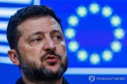 젤렌스키, 미 백악관 향해 "우크라 항복 압박" 직격탄