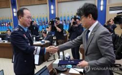 '사관생도 흡연 허용' 새 지침에…공군 국감서 '담배' 논쟁