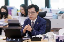 김태흥 의왕시의원, 행정사무감사서 의왕백운PFV 회계 부실·관리감독 책임 추궁
