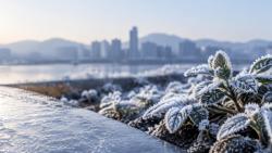 서울 최저 3.8도…중부 내륙서 서리·얼음 관측