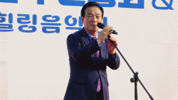 논산시  은진면 주민총회 , 조지선 임수아 씨  주민자치회 발전유공  표창,전복순 씨는  이건창 시의회 의장 표창